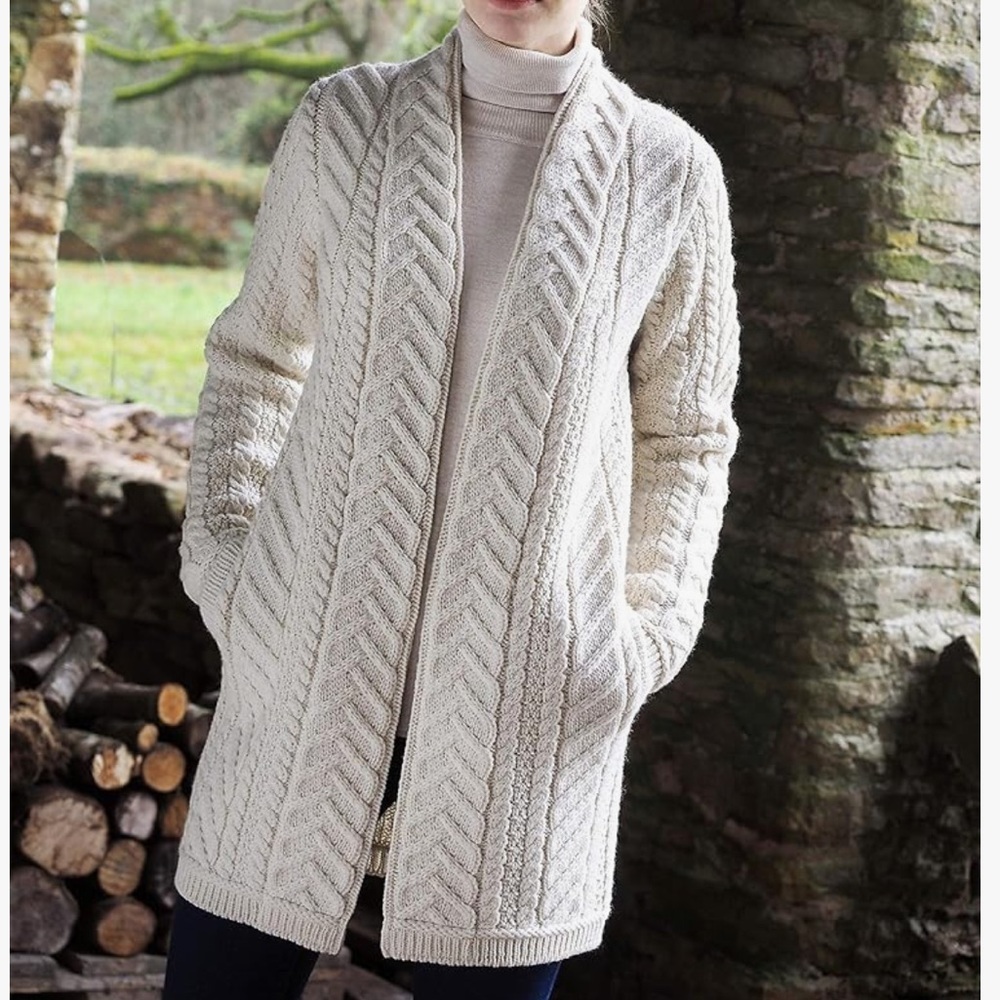 Aran Super Soft Open Aran Cardigan size Medium - Picture 9 of 9